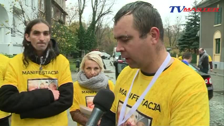 2019_11_14_1_manifestacja_sad_dzieci.mp4