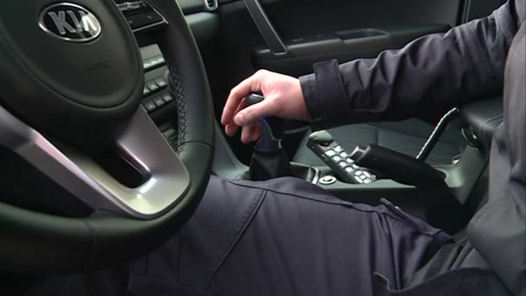 2019_12_31_4_nowy_radiowoz_policja_glogow.mp4