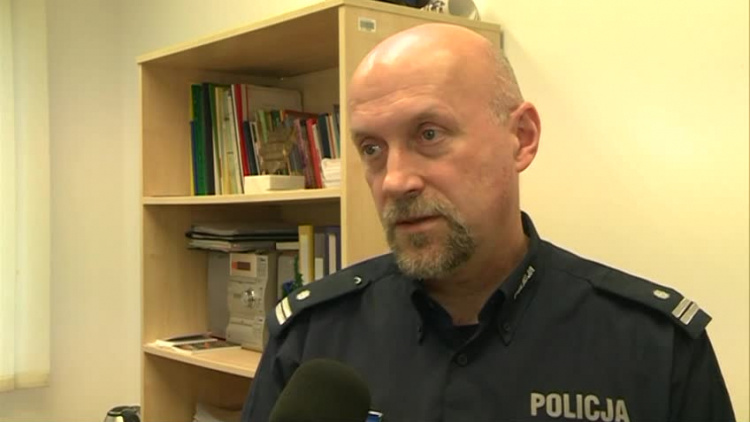 2020_01_14_4_kontrole_policja_liczniki_samochody.mp4