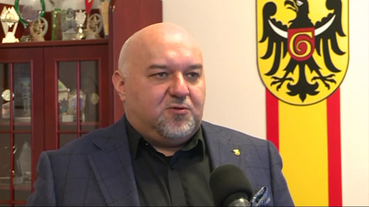 2020_03_23_koronawirus_komentarz_obremski_dudkowiak.mp4