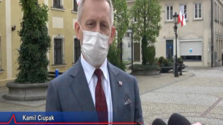 2020_04_30_obchody_swieta_maj_polkowice.mp4
