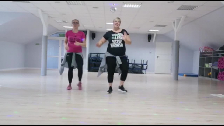 glogow_tanczy_quedate_en_casa.mp4