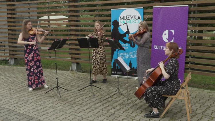 2020_08_19_muzyka_na_ulicy_001.mp4