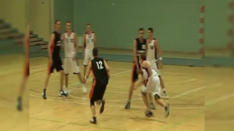 kronika_2010_11_91_wstk_wschowa_basket_82-61.mp4