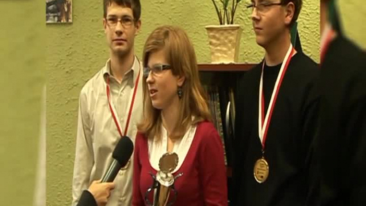 kronika_2010_12_05_konkurs_fizyka.mp4