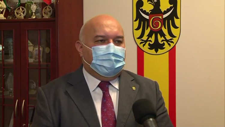 2020_11_12_powiat_glogowski_chryzantemy.mp4