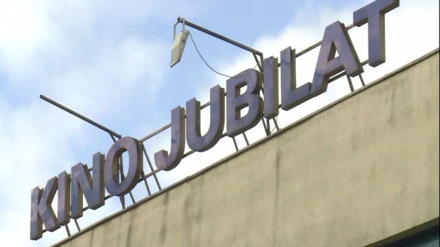 2021-01-28-cd-budynek-po-kinie-jubilat.mp4
