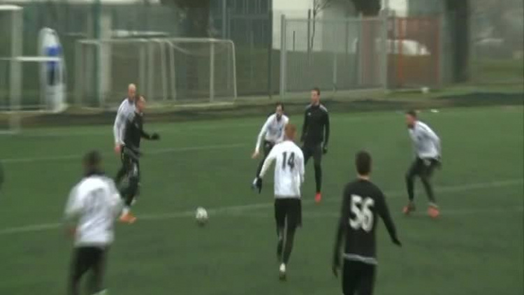 2021-01-29-chrobry-gornik-2-1-ratajczak.mp4
