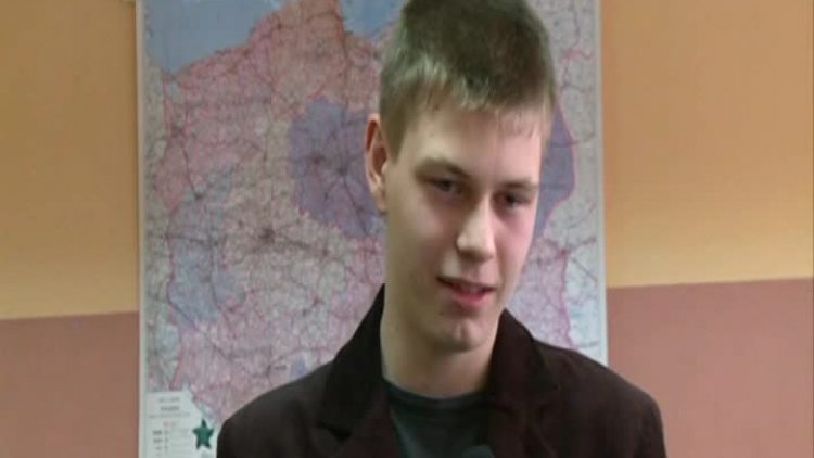 kronika-2011-02-03-filmy-gimnazjum-jerzmanowa.mp4