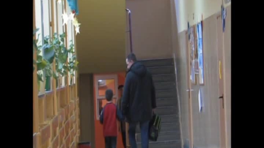 kronika-2011-02-13-sp6-aukcja-ksiazki-tornistry.mp4