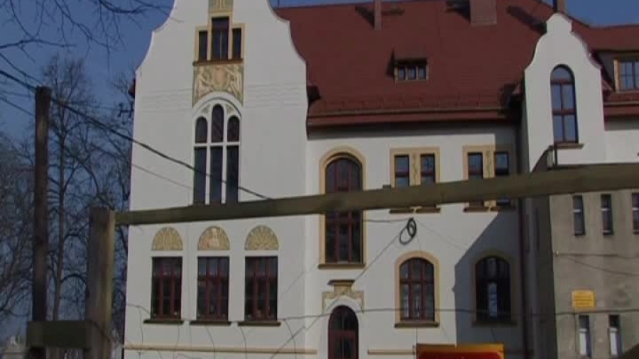 kronika-2011-03-10-remont-sp1-kozuchow.mp4