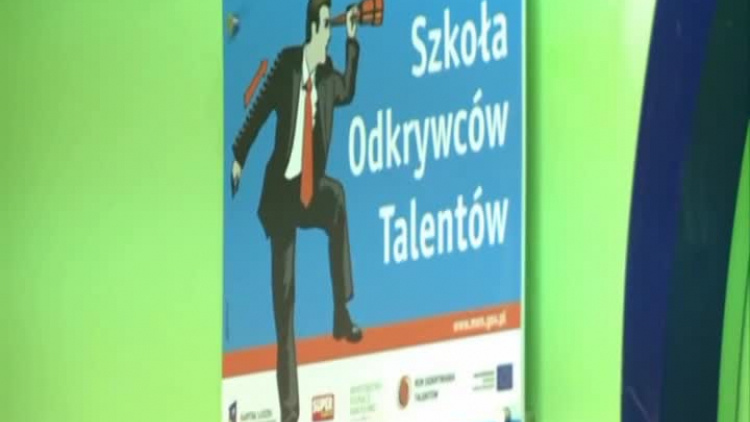 kronika-2011-03-37-gim3-glogow-szkola-odkrywcow.mp4
