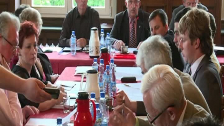 kronika-2011-05-16-wyzsze-diety-radni-wschowa.mp4