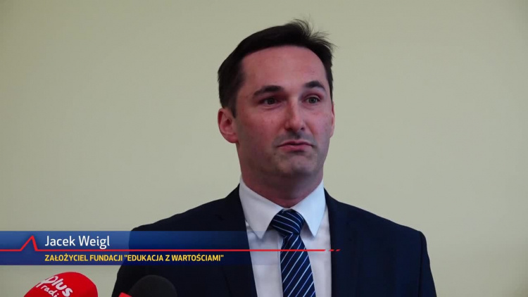 2021-05-28-otwarcie-katolickiego-przedszkola-001.mp4