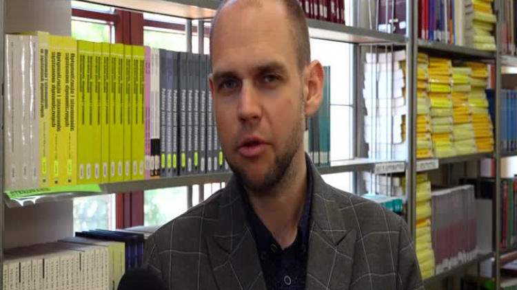 2021-06-09-ksiazka-pwsz-zawisza-czarny.mp4