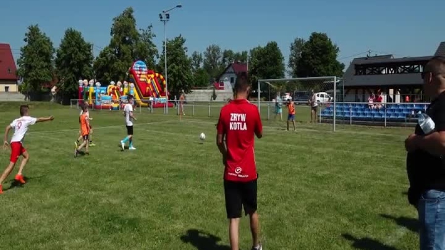2021-06-25-turniej-nozna-dzieci-kotla.mp4