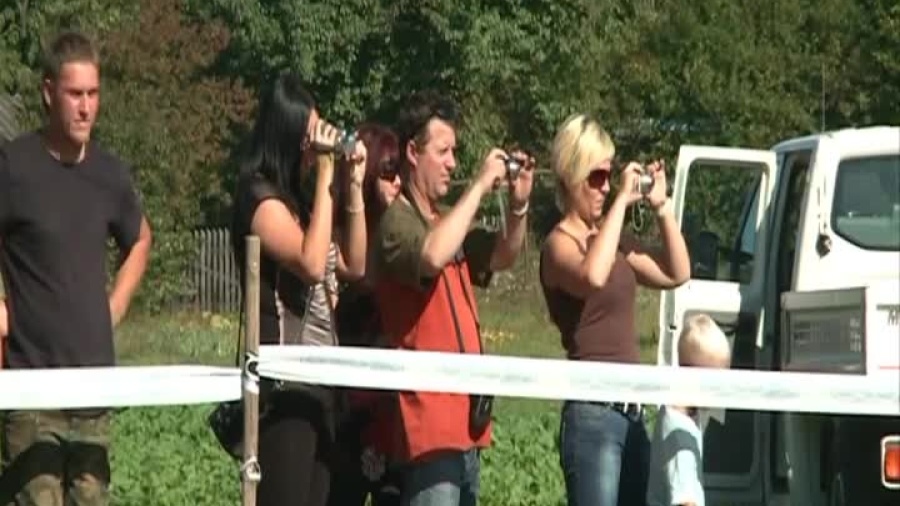 kronika-2011-10-07-motocross-zawody-dobromil-przybysze.mp4