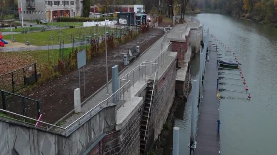2021-11-04-poznanski-zakonczenie-naprawy-mur-oporowy.mp4