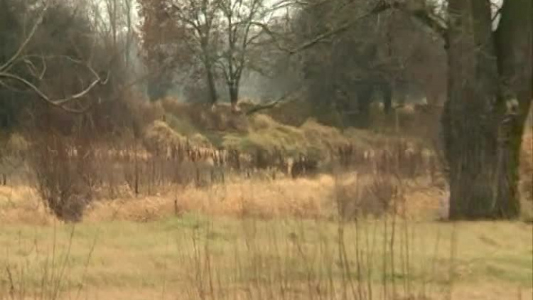 kronika-2011-12-03-waly-przeciwpowodziowe-czerna.mp4