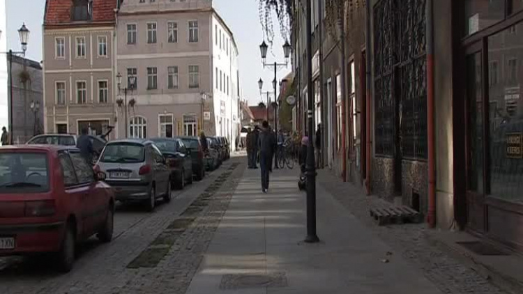 kronika-2011-12-31-szczesny-uskom-kozuchow.mp4