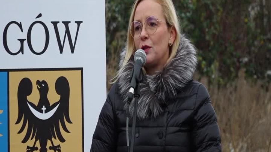 2021-12-09-wbicie-lopaty-budowa-hospicjum-glogow.mp4