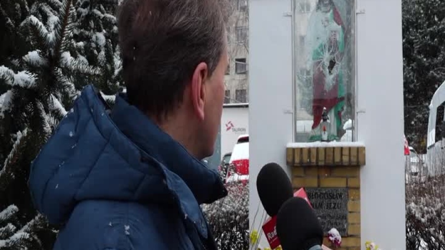 2021-12-22-zniszczona-kapliczka-glogow.mp4