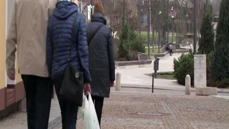 2022-02-17-dorabianie-renty-emerytury-zus-legnica.mp4
