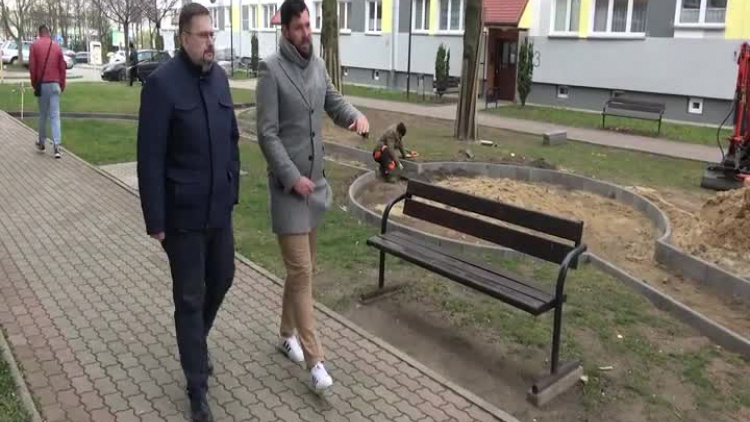 2022-04-11-remont-wolodyjowskiego-polkowice.mp4