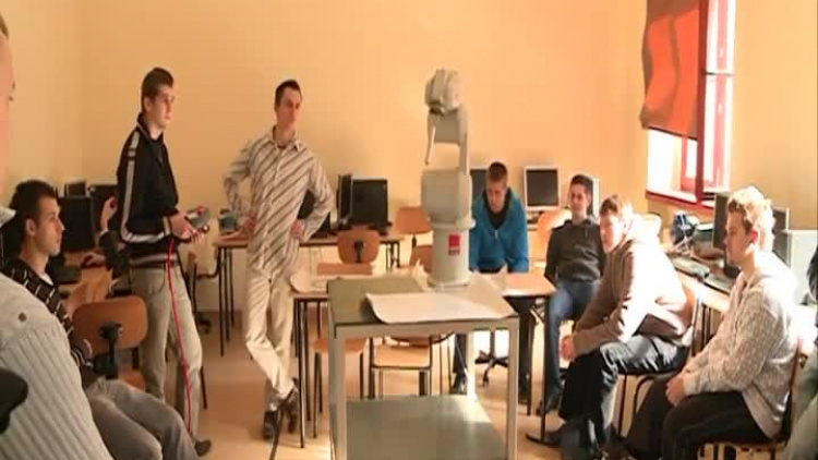 kronika-2012-03-27-dni-nauki-pwsz-glogow.mp4