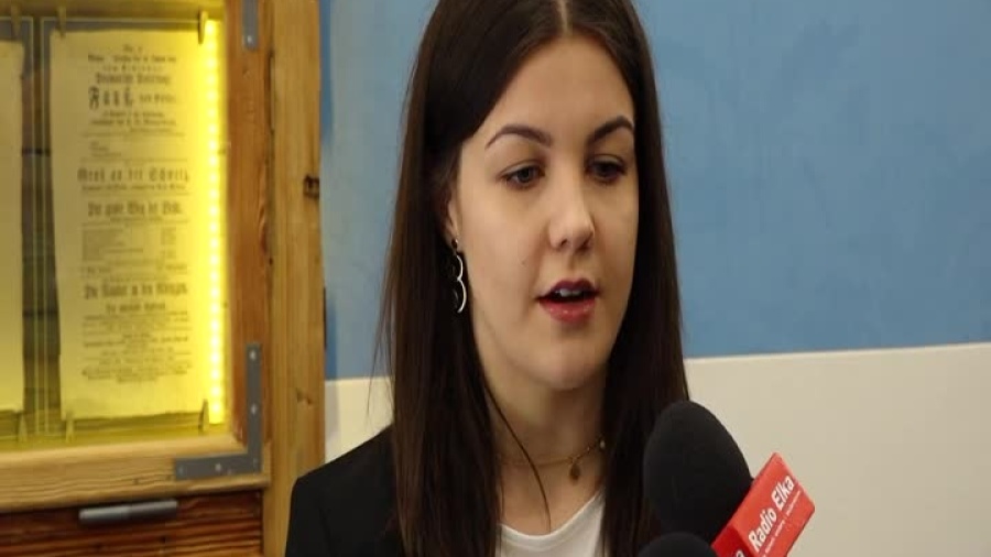 2022-04-29-swiadectwa-abiturienci-iilo-glogow.mp4