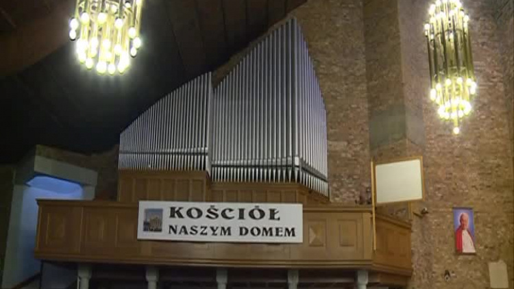 kronika-2012-07-27-koncerty-gryphiusa-glogow.mp4