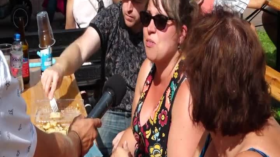 2022-08-18-pierogi-w-cieniu-kolegiaty.mp4