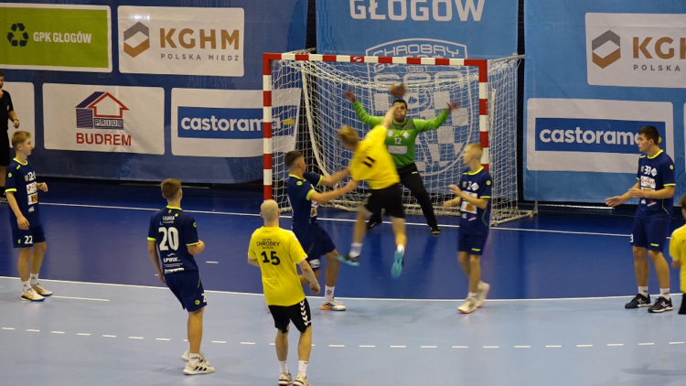 2022-10-05-juniorzy-mlodsi-chrobry-siodemka-legnica-26-29.mp4