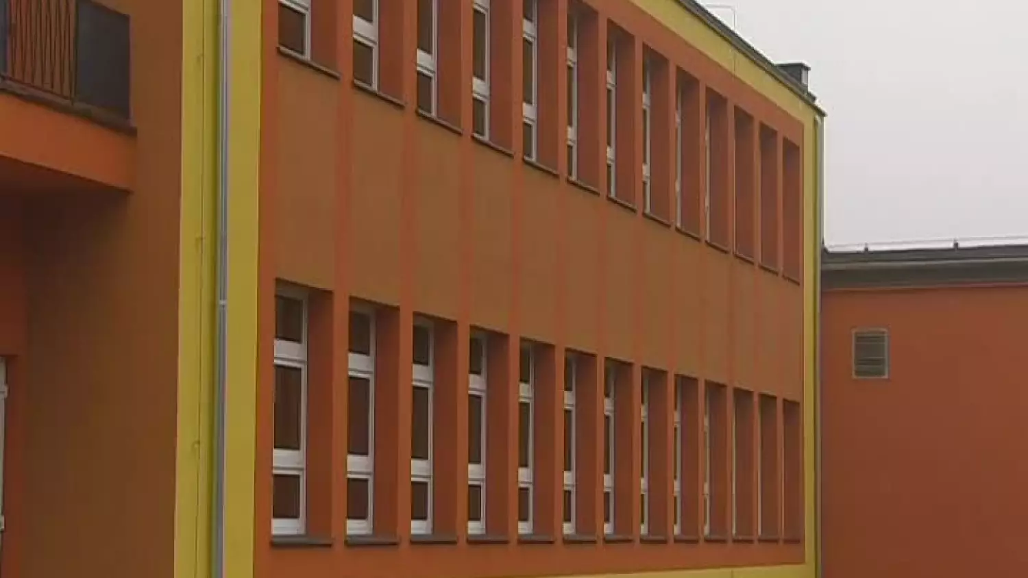 kronika-2012-12-20-stypendia-socjalne-szkoly-przemkow.mp4