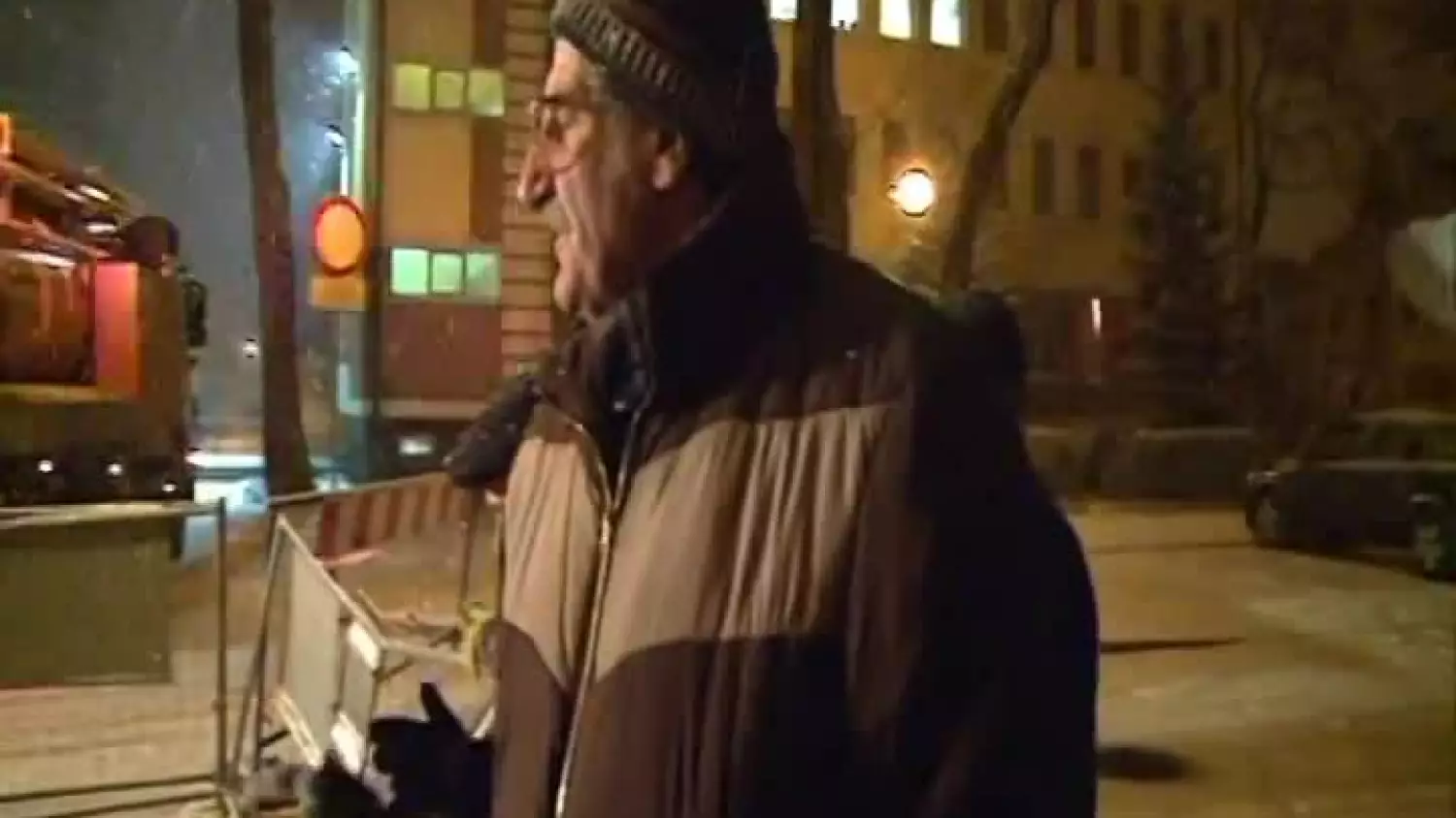 kronika-2012-12-10-woda-awaria-osiedle-hutnik-glogow.mp4