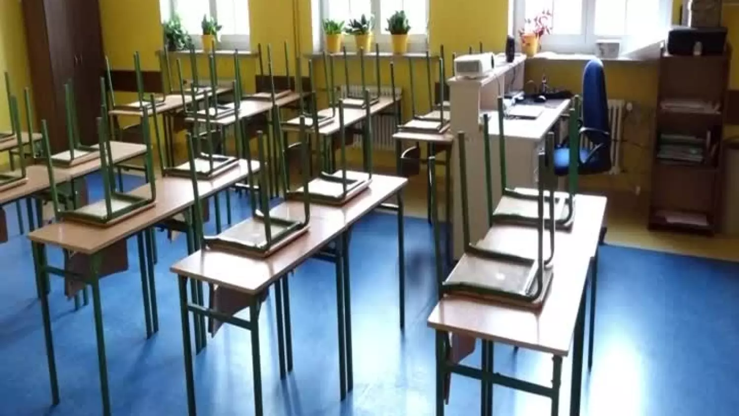 2022-12-07-ewakuacja-szkoly-nr-2-glogow.mp4