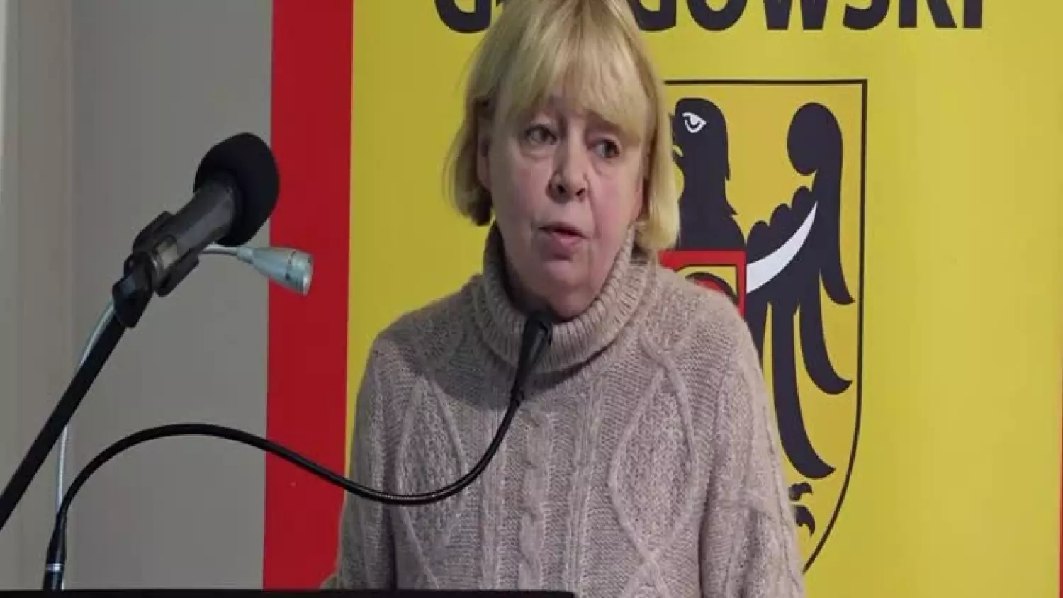 2022-12-09-radna-peciak-wynagrodzenia-ksiegowe-powiat-glogow.mp4