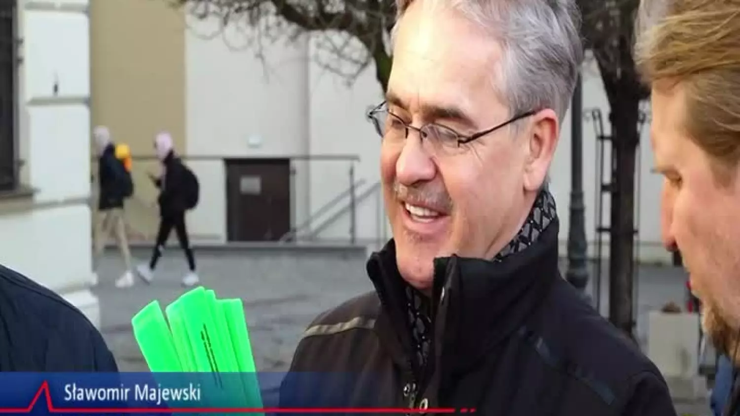 2023-02-22-opaski-odblaskowe-radni-po-glogow.mp4