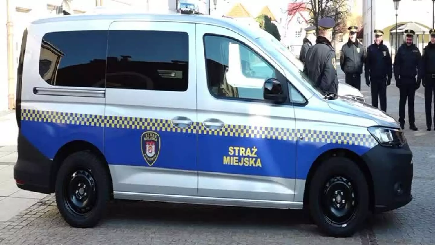 2023-03-03-radiowozy-straz-miejska-polkowice.mp4