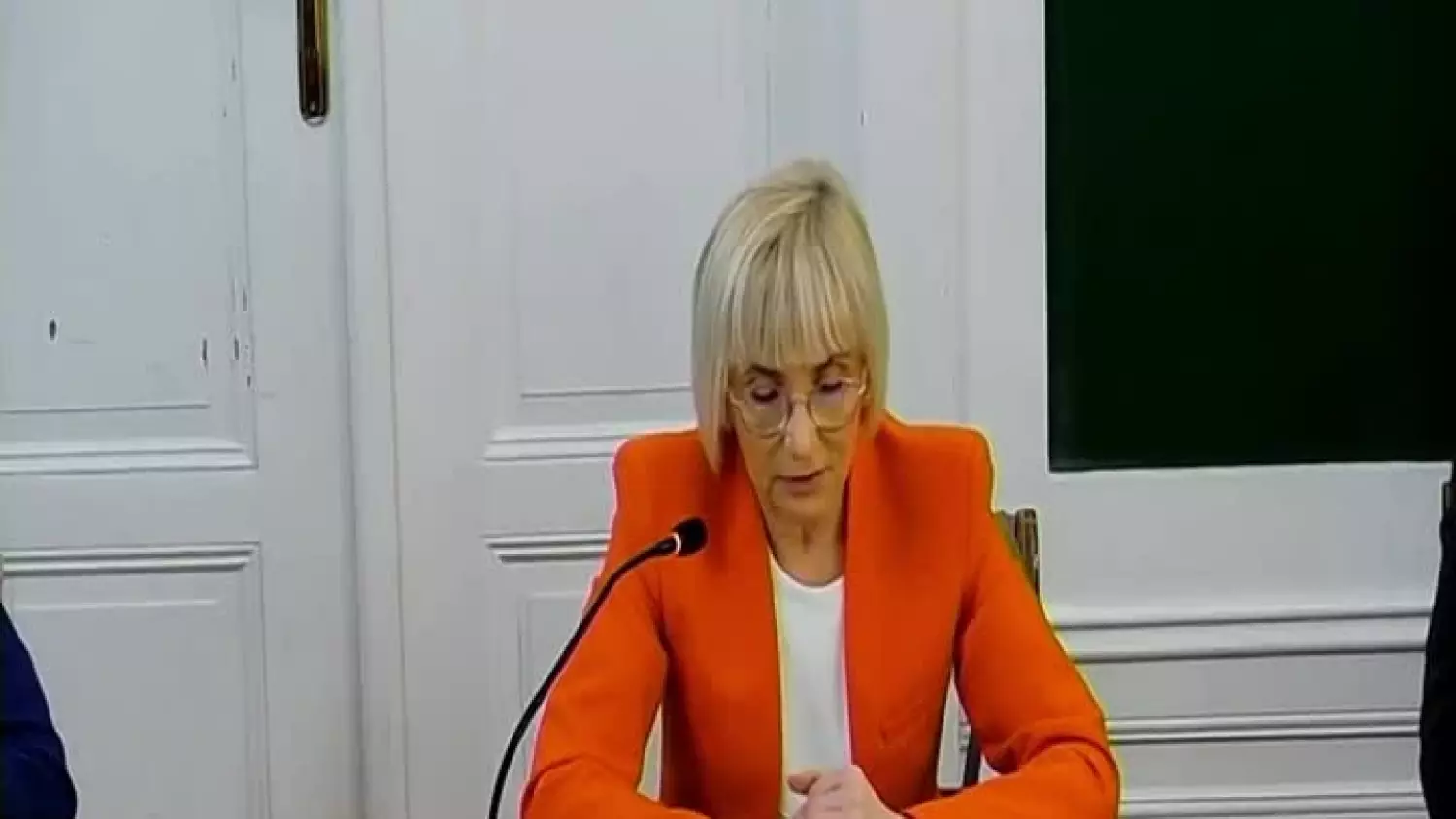 2023-03-09-sesja-kosmider-rondo-polkowice.mp4
