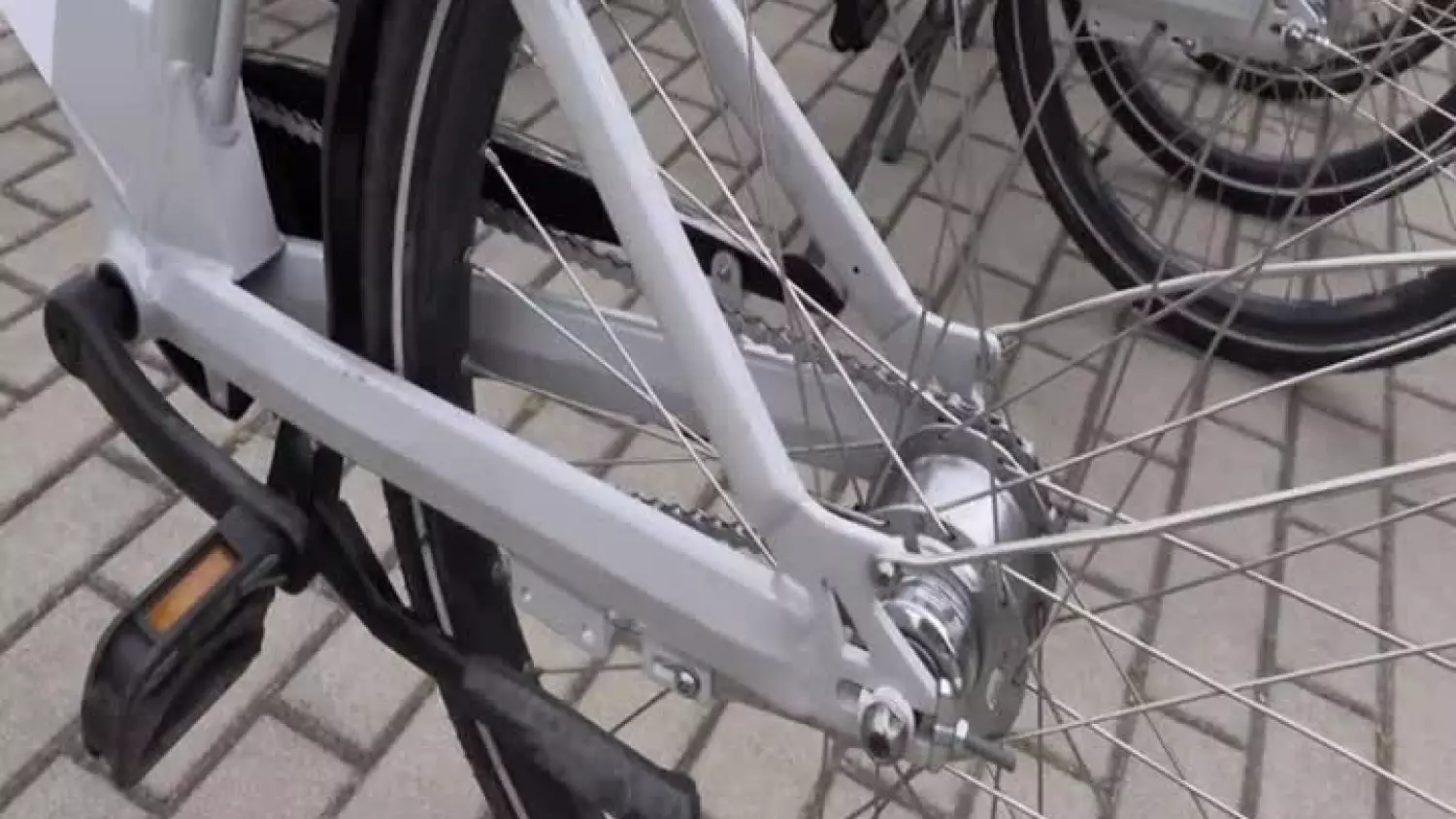 2023-08-04-parkingi-rynek-polkowice.mp4