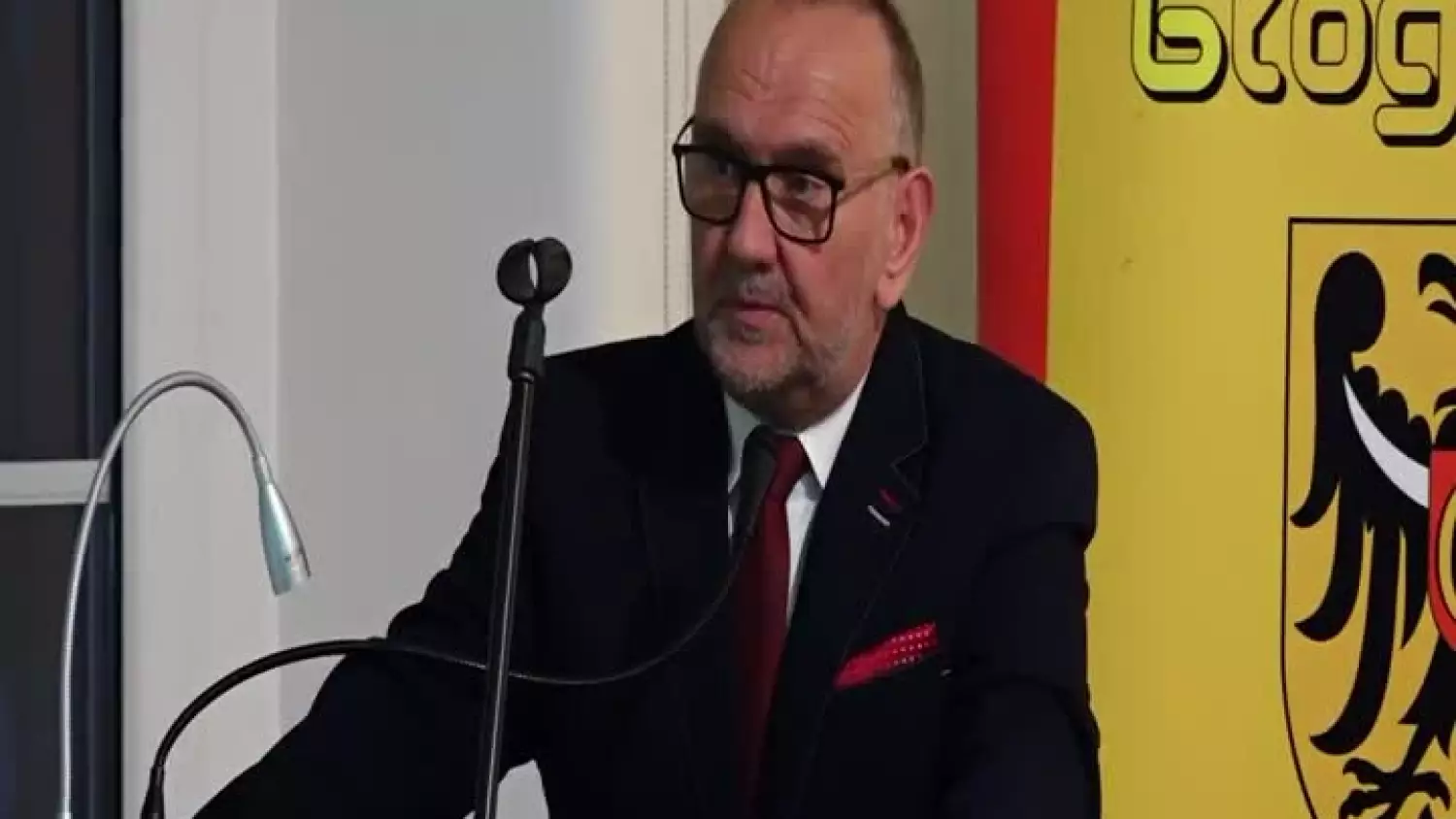 2023-11-09-chodnik-szpital-skarga-sesja-powiat-glogow.mp4