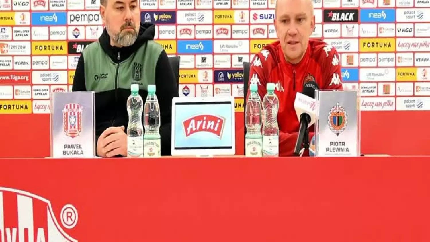 2023-11-12-resovia-chrobry-0-1-4d9ab50.mp4