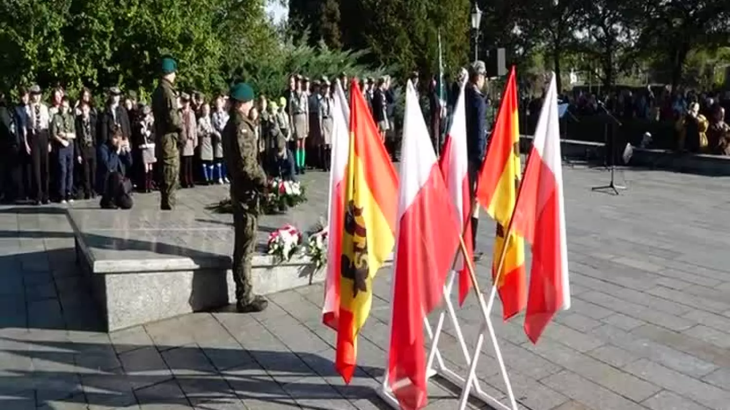 2023-11-13-pomnik-uroczystosc-11-listopada-glogow.mp4