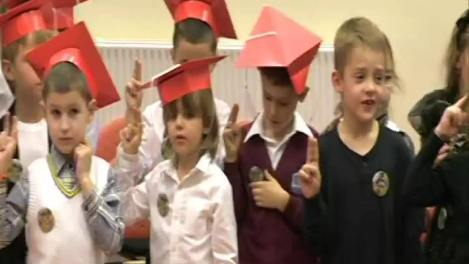 kronika-2013-11-10-slubowanie-pierwszakow-aslan-glogow.mp4