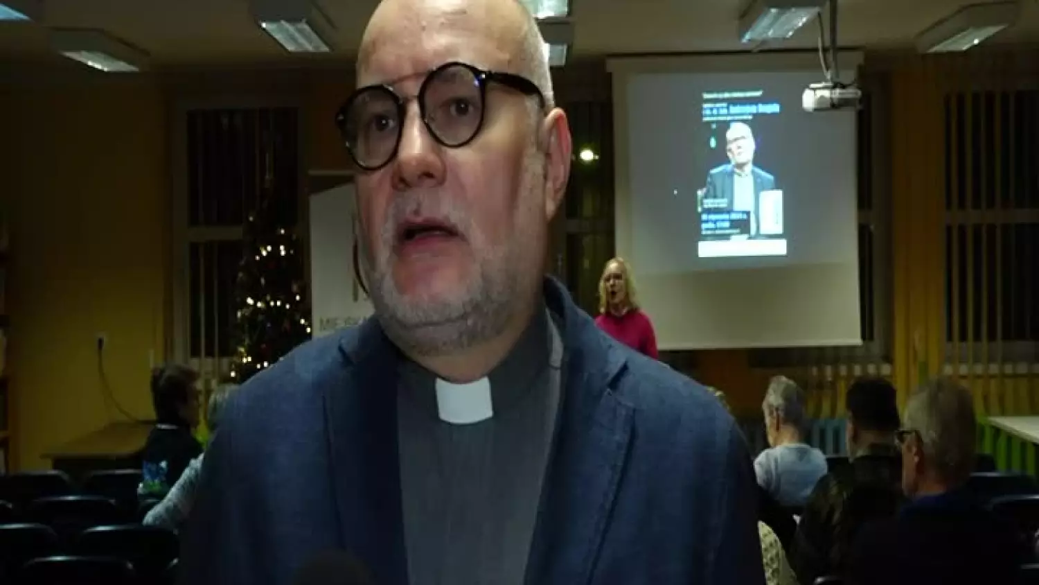 2024-01-18-spotkanie-ksiadz-andrzej-dragula-biblioteka-publiczna-glogow.mp4