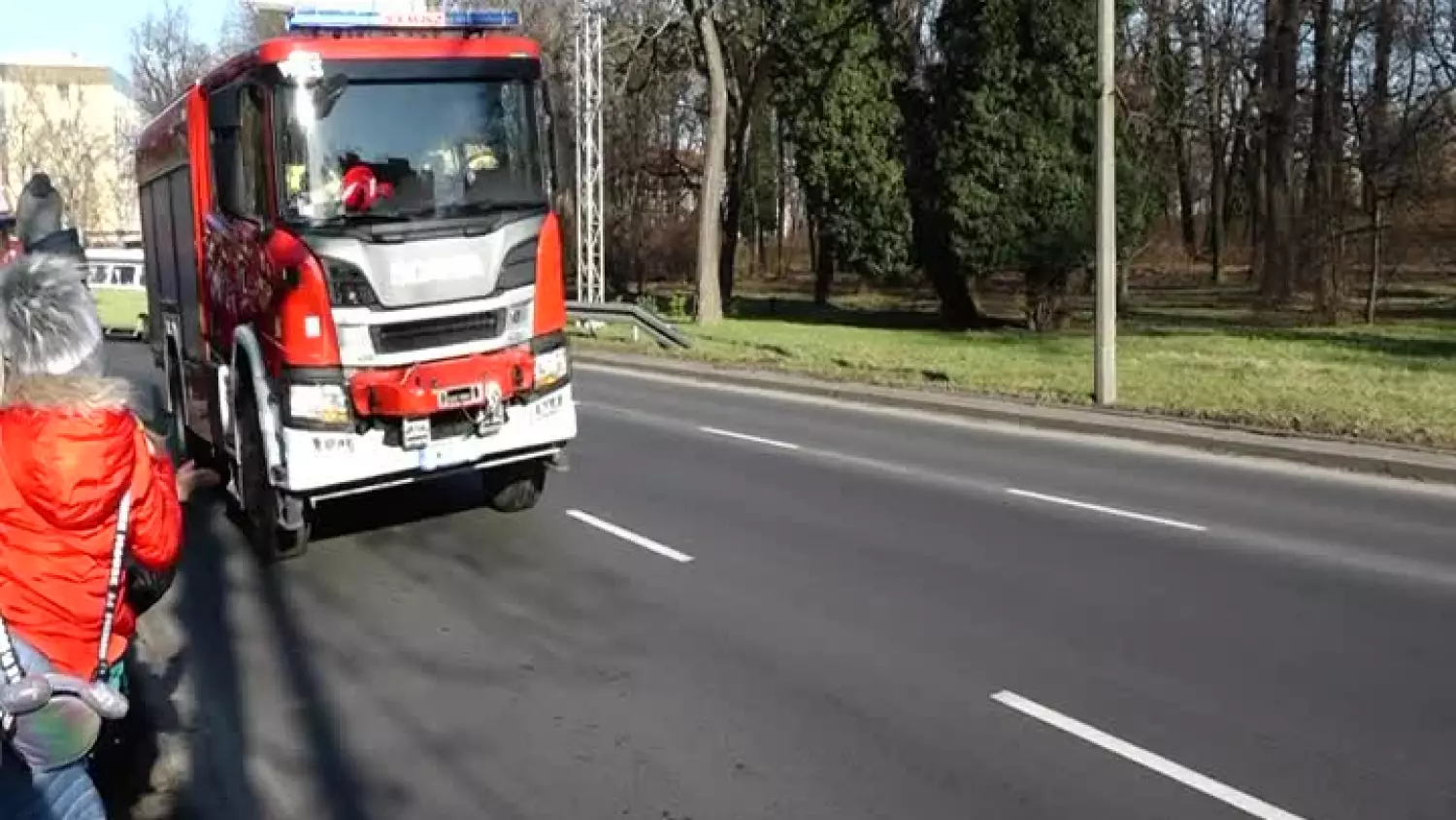 2024-01-30-parada-pojazdow-wosp-glogow.mp4