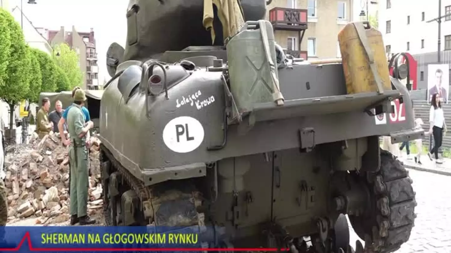 2024-04-09-festiwal-historyczny-czolg-sherman-glogow.mp4