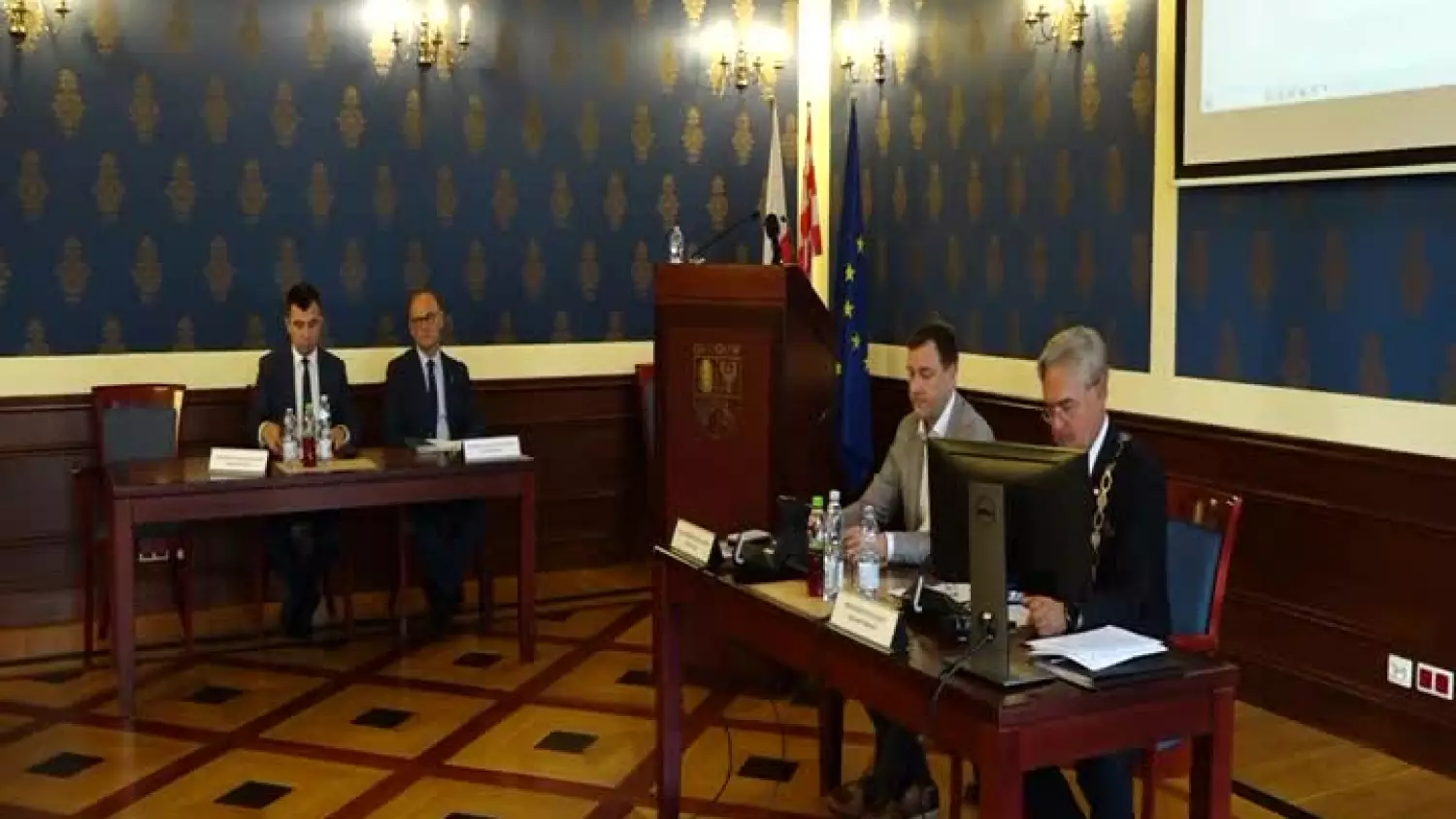 2024-07-31-budzet-przesuniecia-sesja-miasto-glogow.mp4