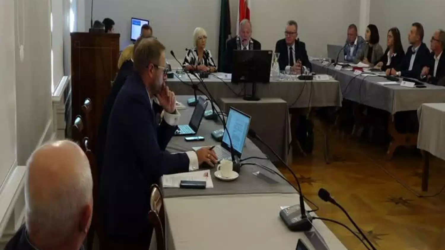 2024-08-30-dubaj-plus-sesja-polkowice-001.mp4